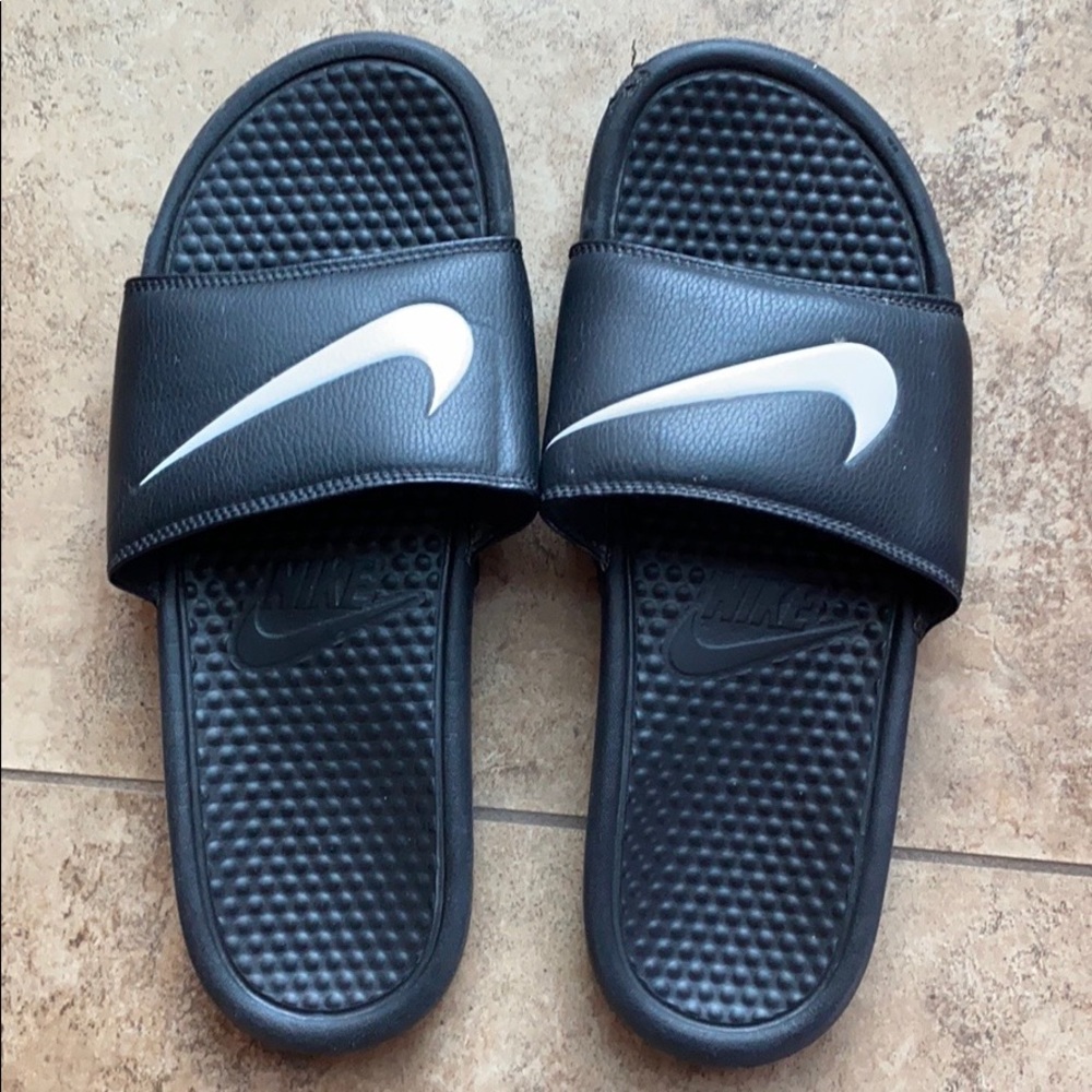 Men’s Nike slides